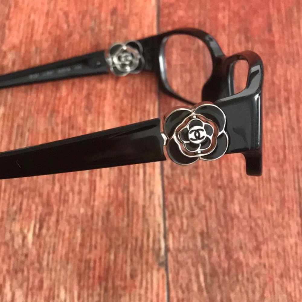 Authentic Chanel 3131 C.888 Black Camellia 53mm